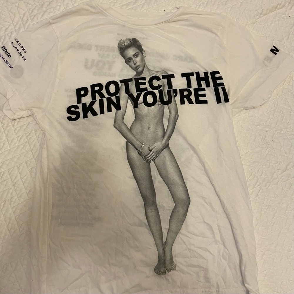 Marc Jacobs Miley Cyrus Shirt